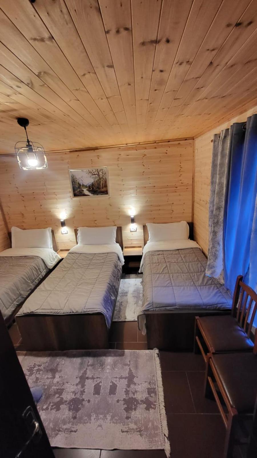 Bed and breakfast Bujtina Pllumi Theth Extérieur photo