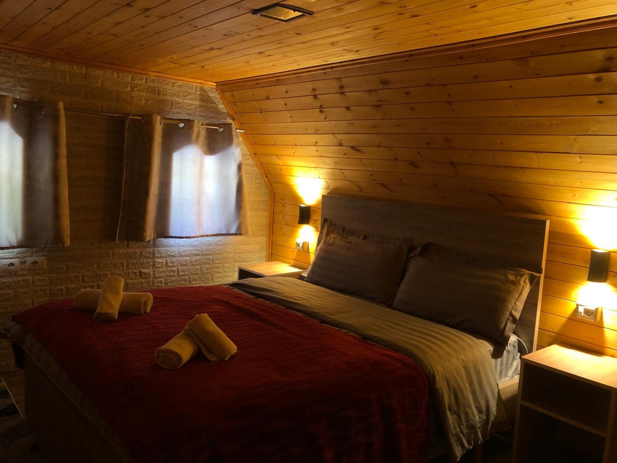 Bed and breakfast Bujtina Pllumi Theth Extérieur photo